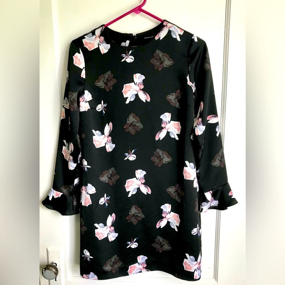 Banana Republic Orchid Floral Print Dress Back Closure Petite Size OP